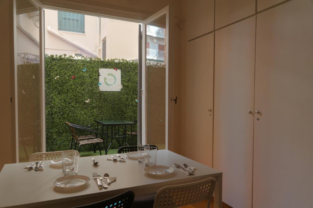 Apartment In Center Of Athènes Extérieur photo